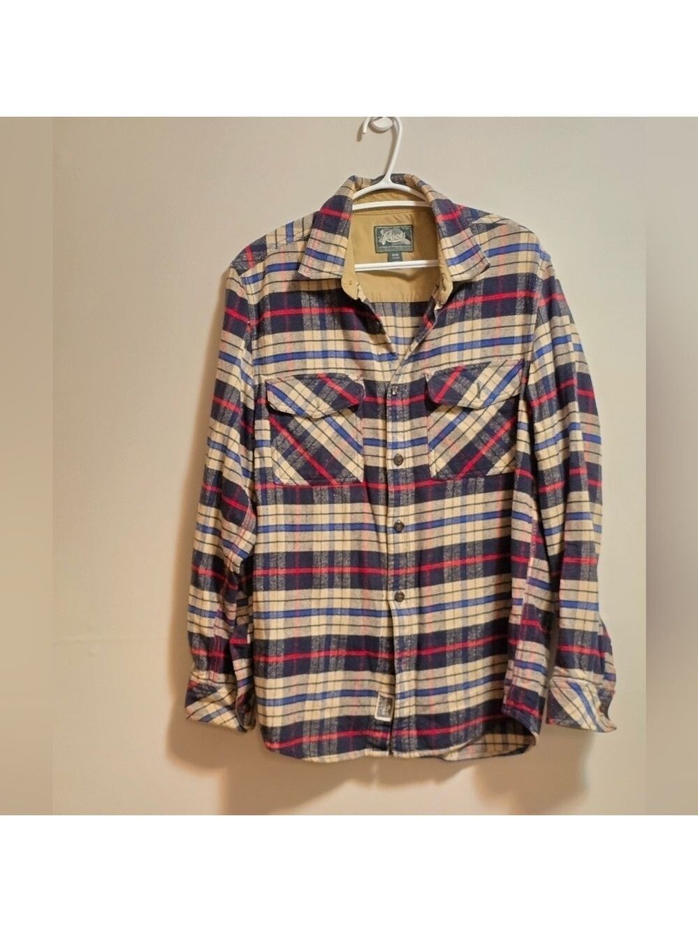 Roots plaid button-down flannel shirt size medium